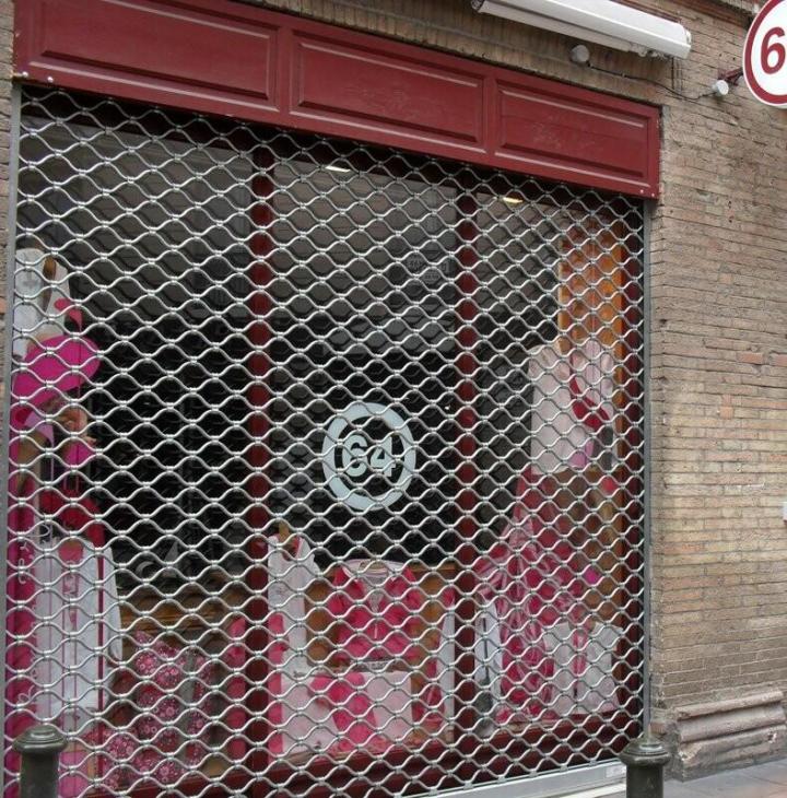 Comment réparer un rideau métallique qui ne s'ouvre plus ? Angers